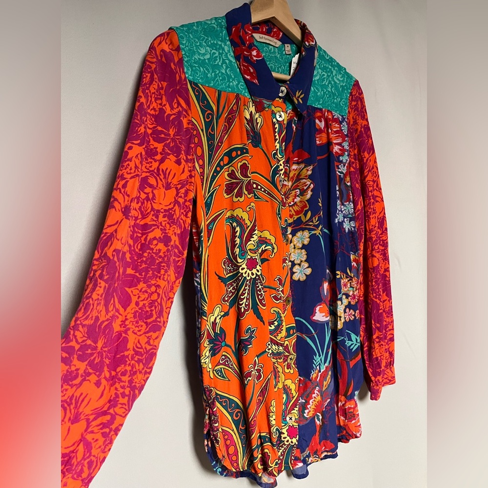 Soft Surroundings Multicolor Floral Paisley Long Sleeve Button Down Top